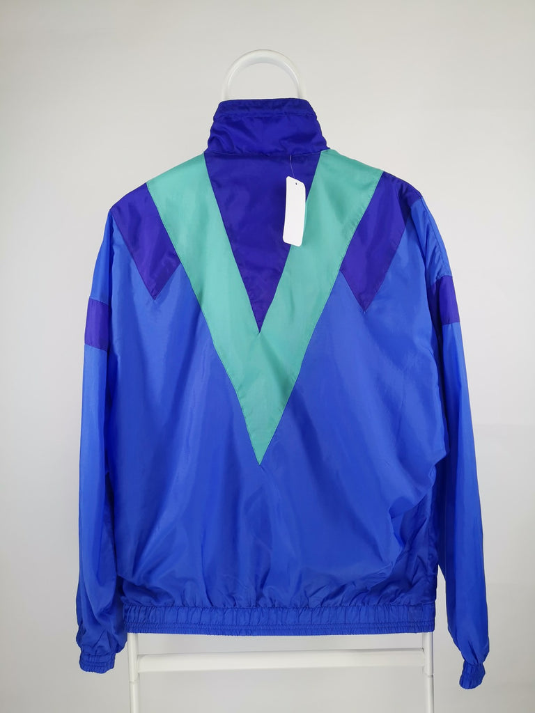 Chamarra best sale nike morada