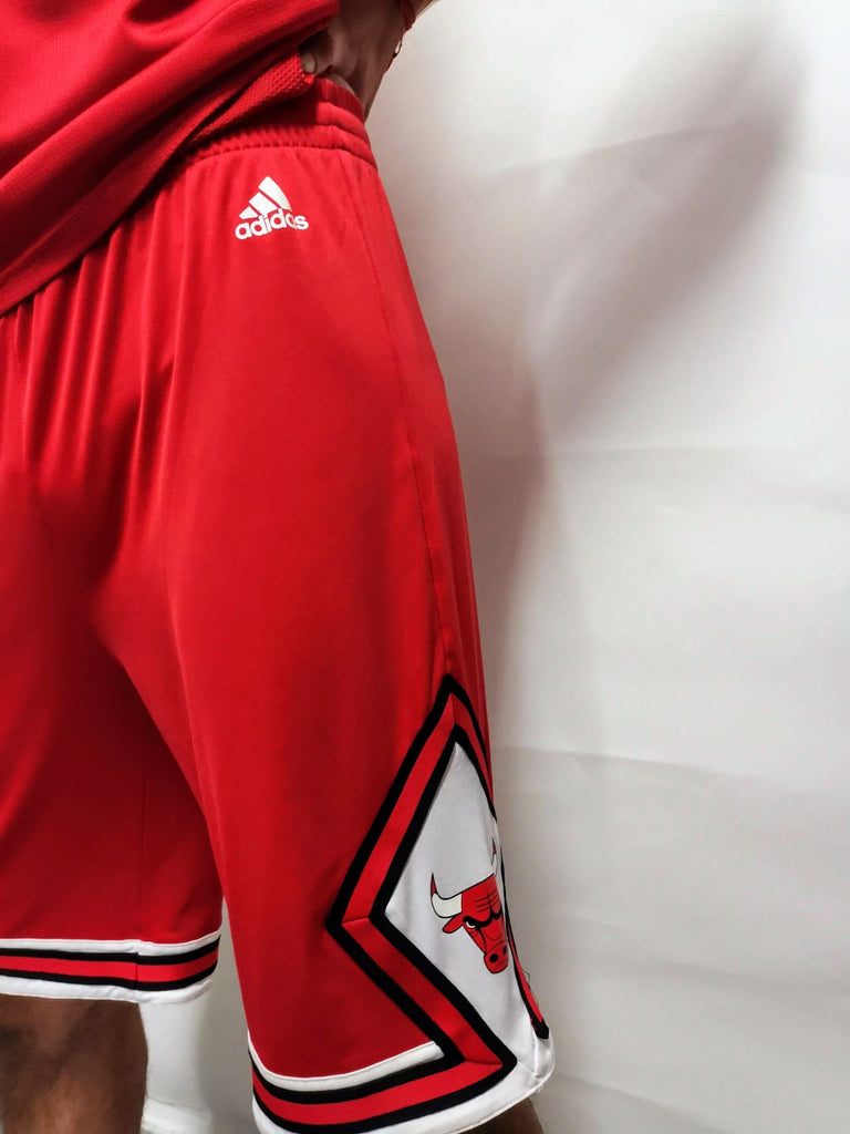 Pantalón CHICAGO BULLS ADIDAS / Talla M – BIBA Vintage