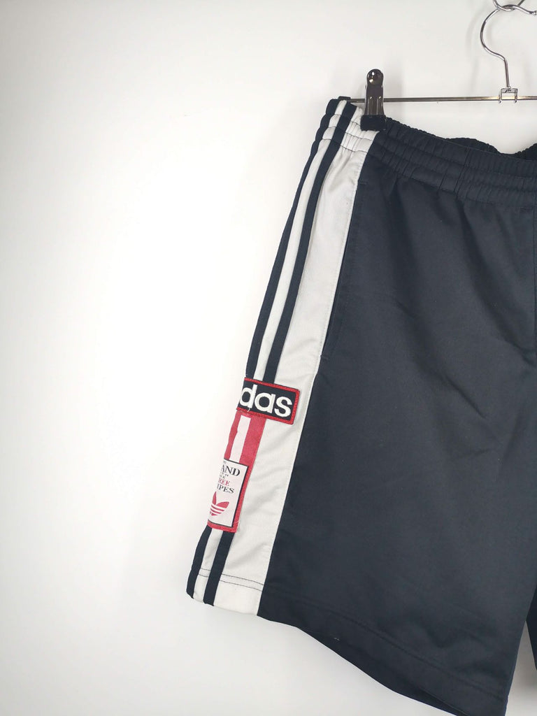 Adidas cortos tienda on sale